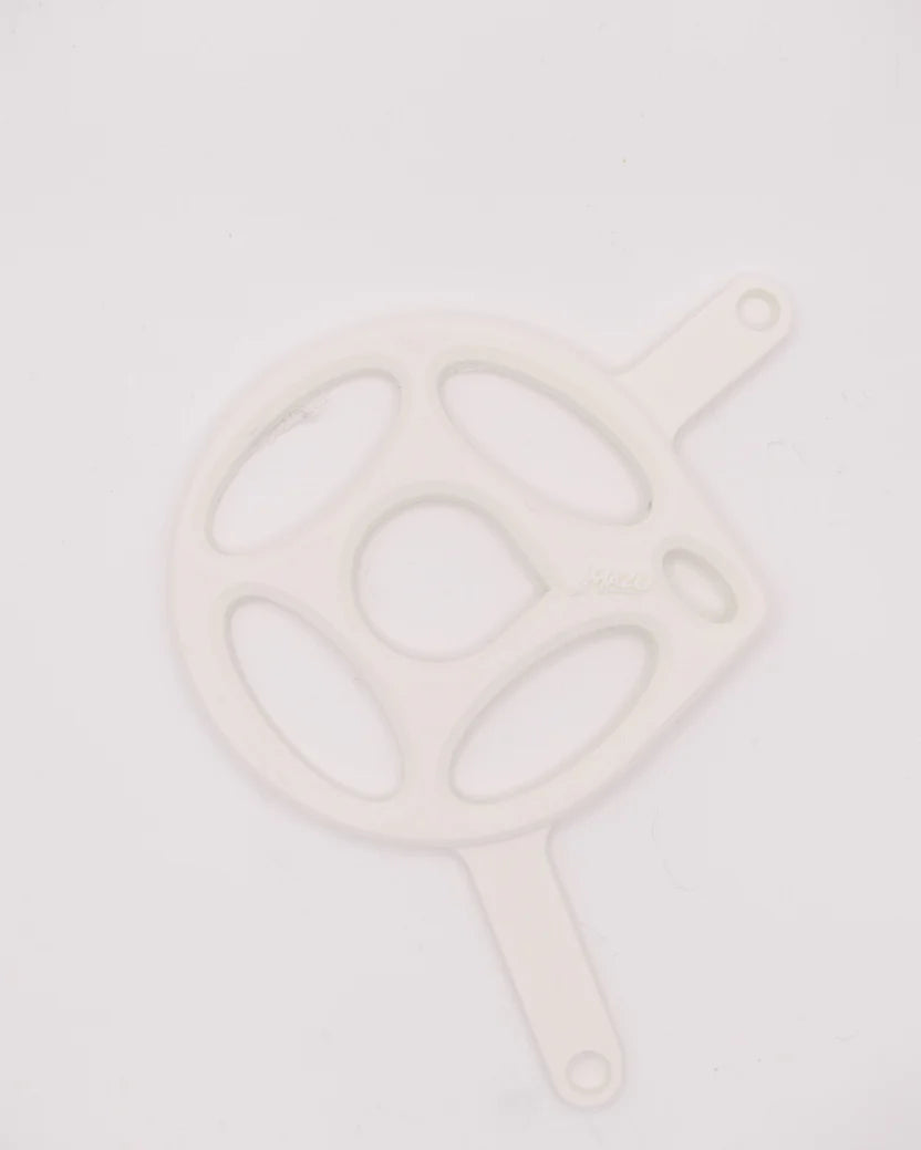 Yozma in 10 Motor Cover